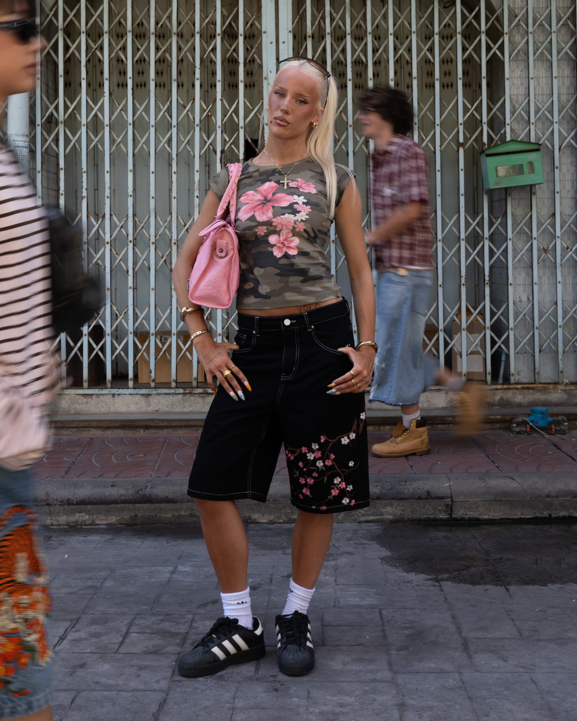 Sakura Tiger Embroidered Shorts – Mystic